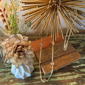 KENDRA SCOTT NECKLACE